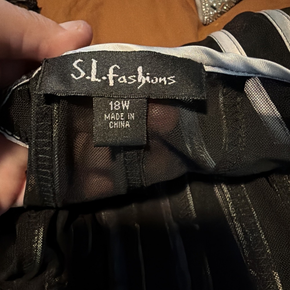 S.L. Fashions Plus Size 18W Sleeveless Belted Fit And Flare Mesh Stripe - Picture 3 of 5